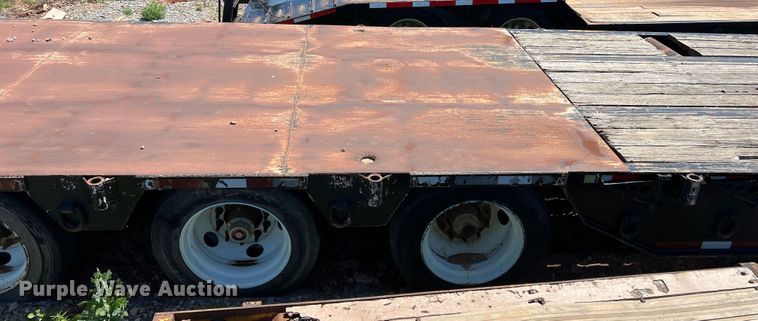 image for item DR1563 2007 Dragon  lowboy equipment trailer
