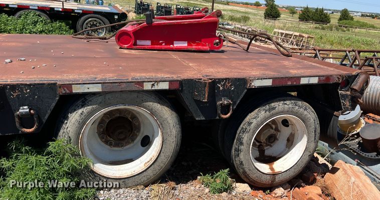 image for item DR1563 2007 Dragon  lowboy equipment trailer