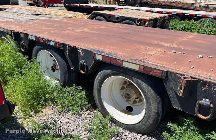 image for item DR1563 2007 Dragon  lowboy equipment trailer