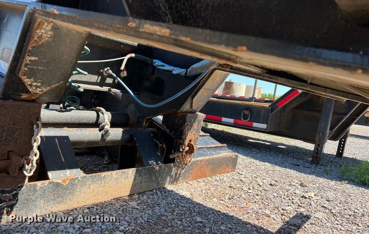 image for item DR1563 2007 Dragon  lowboy equipment trailer