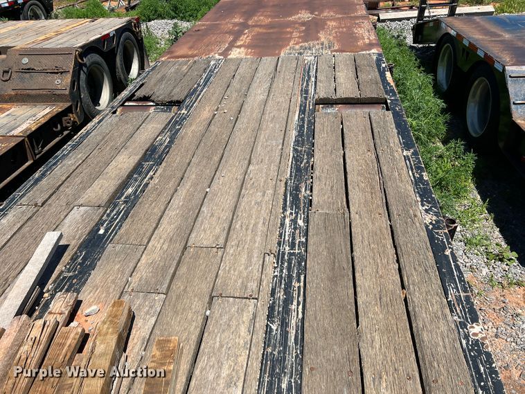 image for item DR1563 2007 Dragon  lowboy equipment trailer