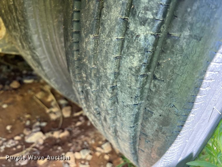 image for item DR1563 2007 Dragon  lowboy equipment trailer