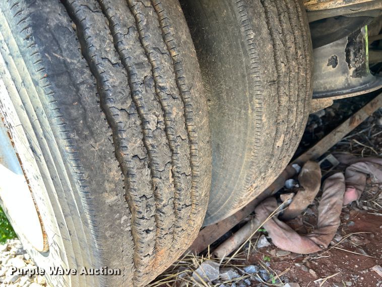 image for item DR1563 2007 Dragon  lowboy equipment trailer