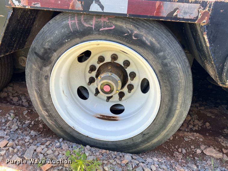 image for item DR1563 2007 Dragon  lowboy equipment trailer