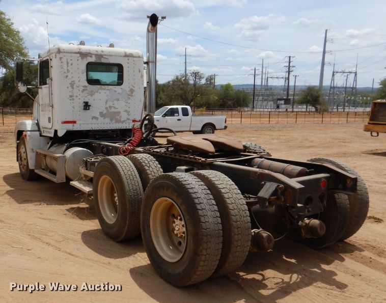 image for item DR1978 1991 Freightliner FLD  semi truck