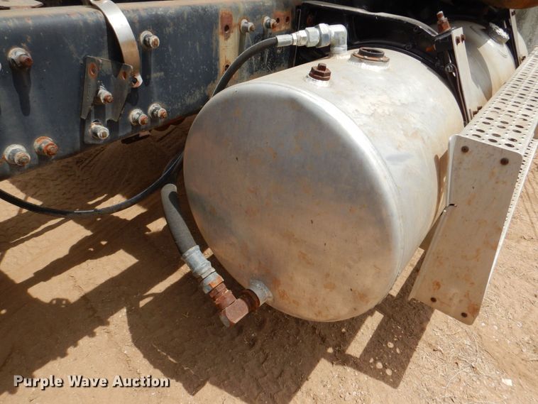 image for item DR1978 1991 Freightliner FLD  semi truck