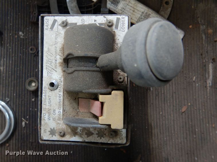 image for item DR1978 1991 Freightliner FLD  semi truck