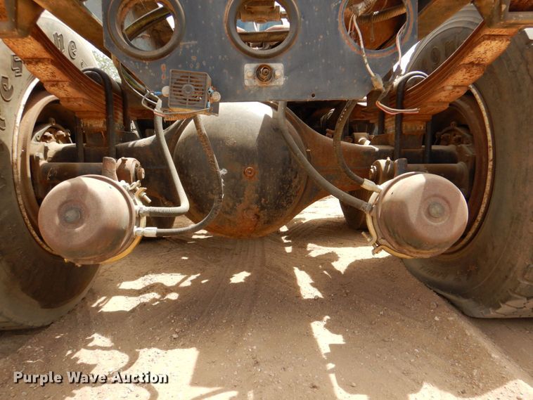 image for item DR1978 1991 Freightliner FLD  semi truck