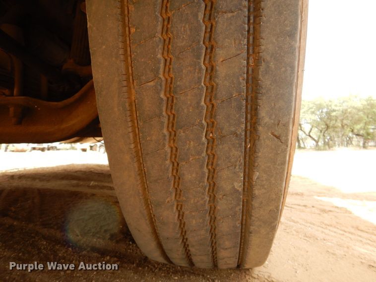 image for item DR1978 1991 Freightliner FLD  semi truck