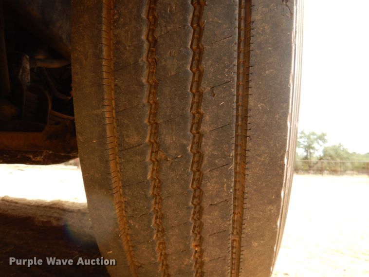 image for item DR1978 1991 Freightliner FLD  semi truck