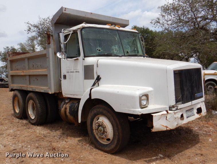 image for item DR1981 1994 White GMC  dump truck