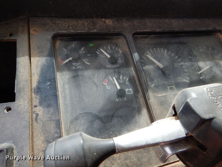 image for item DR1981 1994 White GMC  dump truck