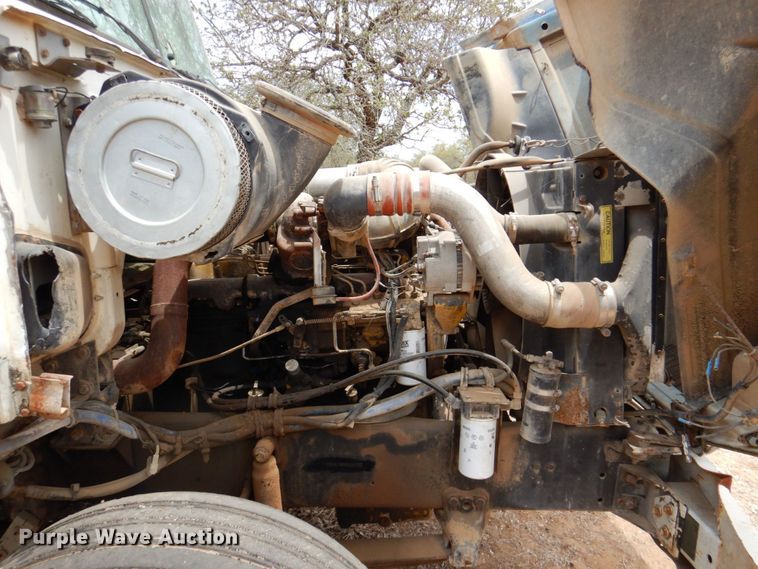 image for item DR1981 1994 White GMC  dump truck