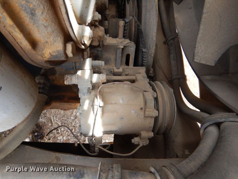 image for item DR1981 1994 White GMC  dump truck