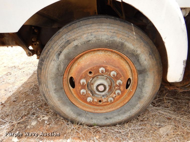 image for item DR1981 1994 White GMC  dump truck