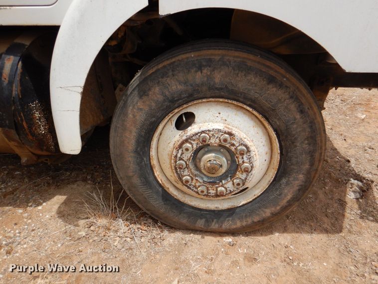 image for item DR1981 1994 White GMC  dump truck