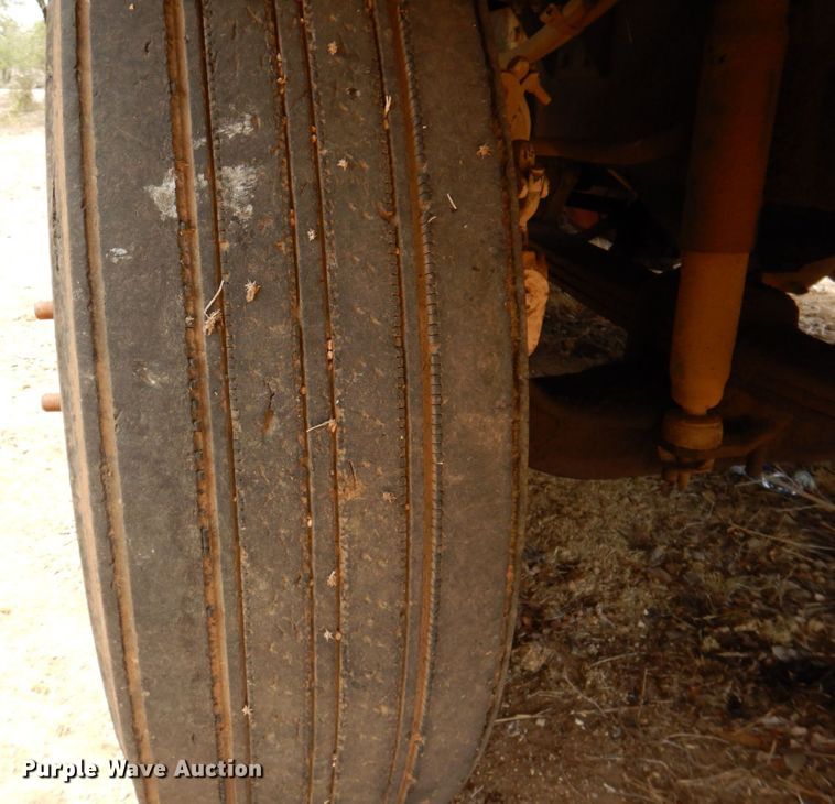 image for item DR1981 1994 White GMC  dump truck