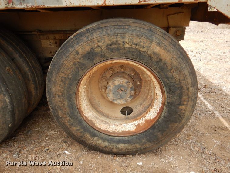 image for item DR1981 1994 White GMC  dump truck