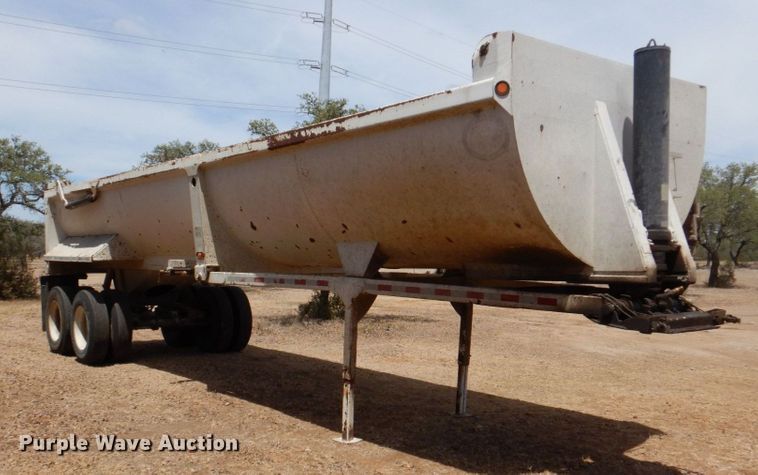 image for item DR1987 2006 Construction Trailer Specialist HRD-32  dump trailer