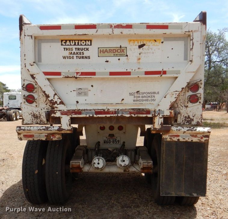 image for item DR1987 2006 Construction Trailer Specialist HRD-32  dump trailer