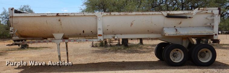 image for item DR1987 2006 Construction Trailer Specialist HRD-32  dump trailer