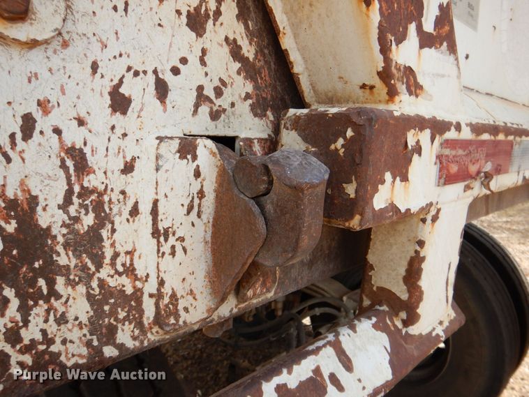 image for item DR1987 2006 Construction Trailer Specialist HRD-32  dump trailer