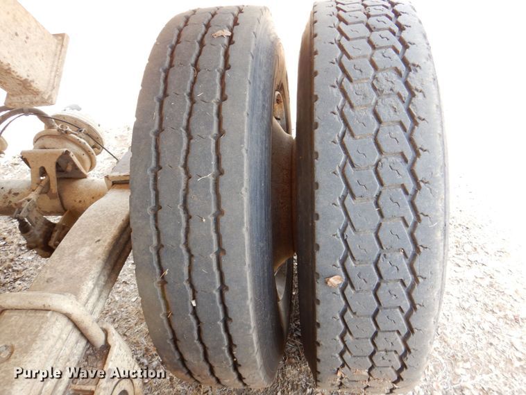 image for item DR1987 2006 Construction Trailer Specialist HRD-32  dump trailer