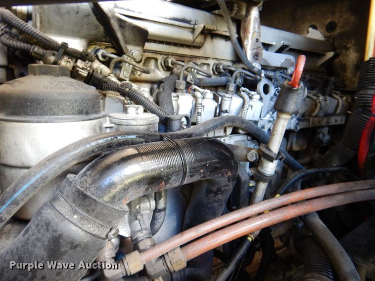 image for item DR2020 2007 Freightliner M2  semi truck