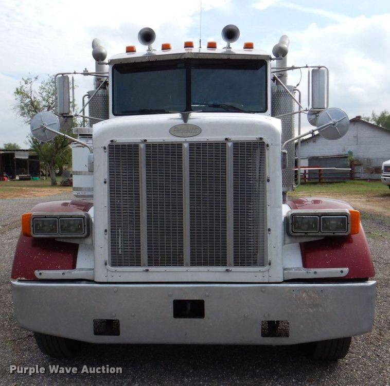 image for item DR2025 1996 Peterbilt 379  semi truck