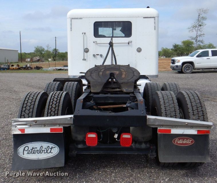 image for item DR2025 1996 Peterbilt 379  semi truck