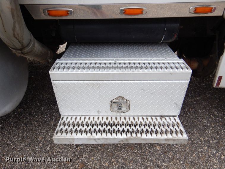 image for item DR2025 1996 Peterbilt 379  semi truck