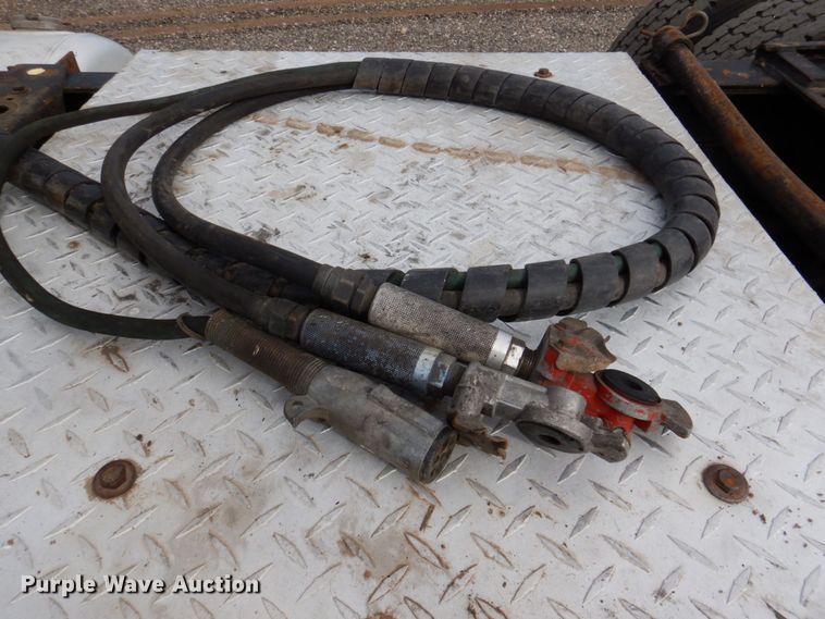 image for item DR2025 1996 Peterbilt 379  semi truck