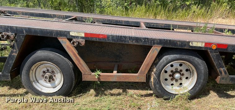 image for item HL9410 1997 Load Trail  car carrier