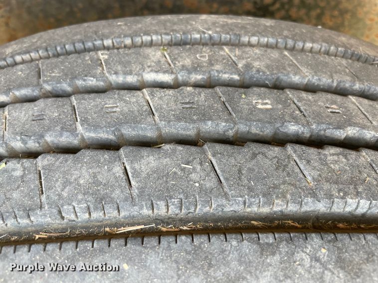 image for item HL9410 1997 Load Trail  car carrier