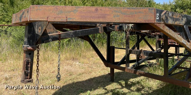 image for item HL9410 1997 Load Trail  car carrier