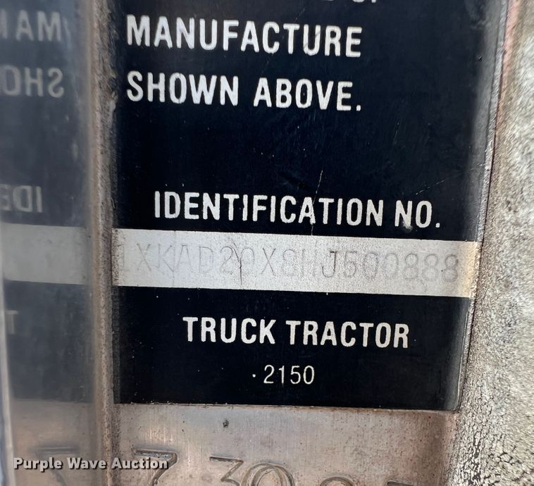 image for item IA9008 1987 Kenworth T600  semi truck