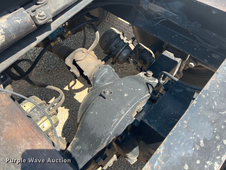 image for item IA9027 1995 Peterbilt 378  semi truck