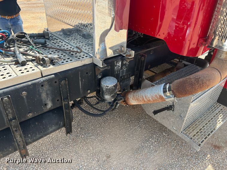 image for item IA9027 1995 Peterbilt 378  semi truck