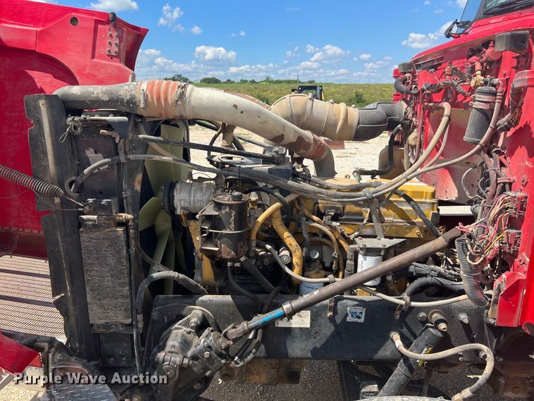 image for item IA9027 1995 Peterbilt 378  semi truck