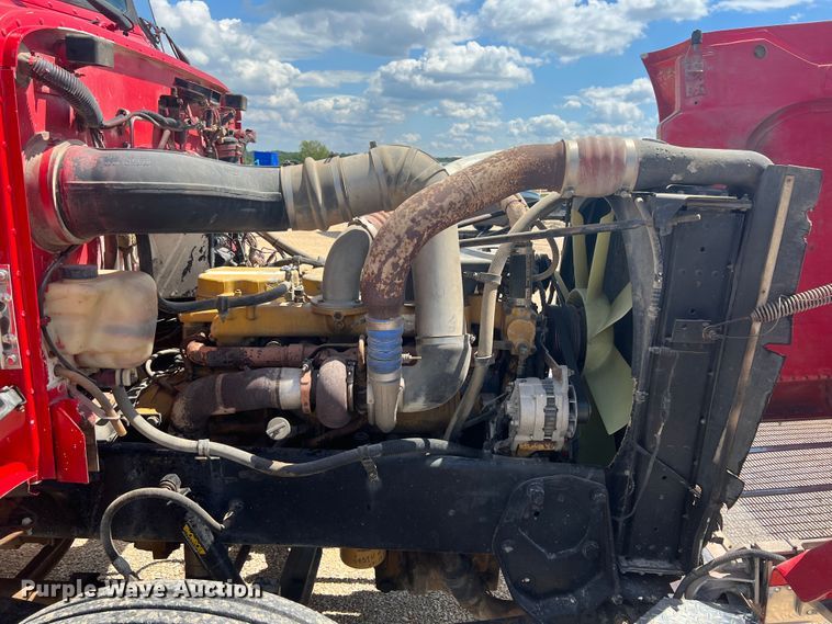 image for item IA9027 1995 Peterbilt 378  semi truck