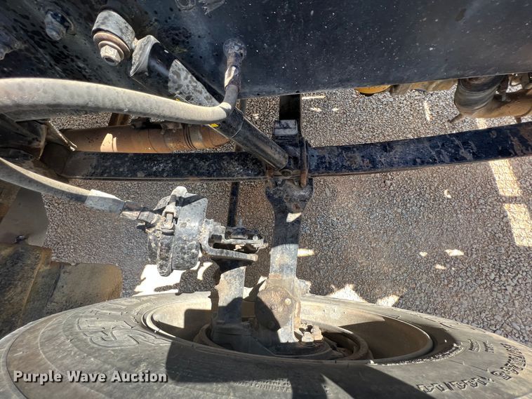 image for item IA9027 1995 Peterbilt 378  semi truck