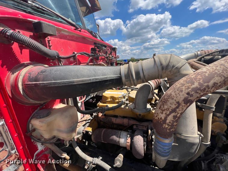 image for item IA9027 1995 Peterbilt 378  semi truck