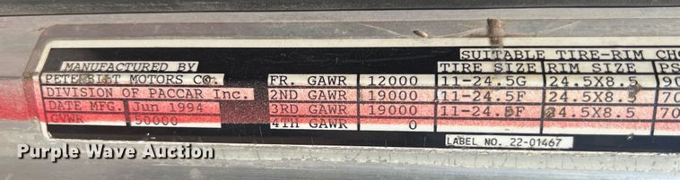 image for item IA9027 1995 Peterbilt 378  semi truck