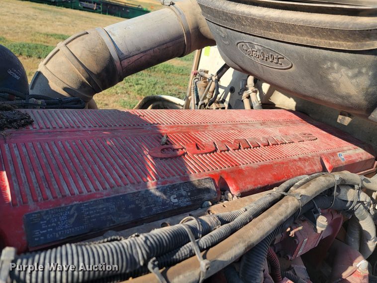 image for item JC9633 2010 Peterbilt 386  semi truck