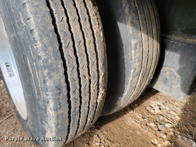 image for item JC9761 2000 Fontaine  lowboy equipment trailer