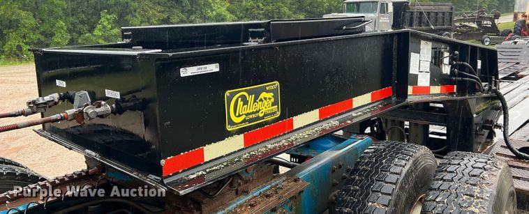 image for item JM9139 2006 Witzco Challenger RG-50  lowboy equipment trailer