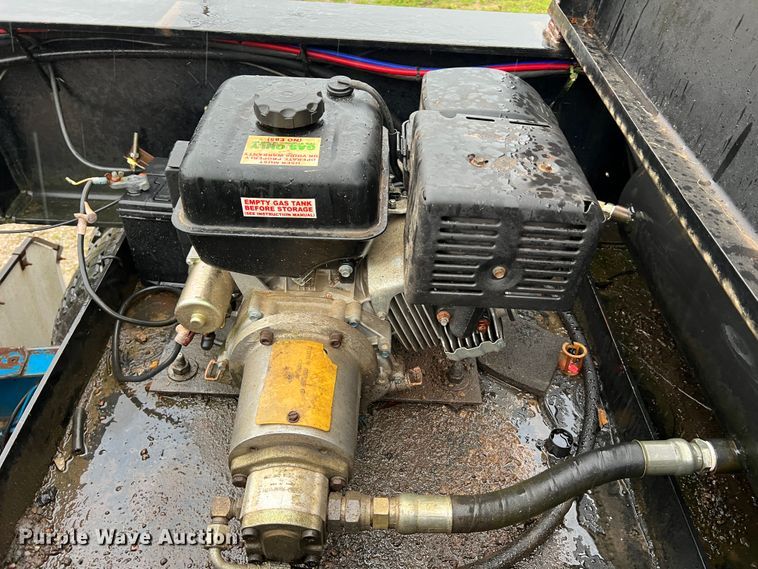 image for item JM9139 2006 Witzco Challenger RG-50  lowboy equipment trailer