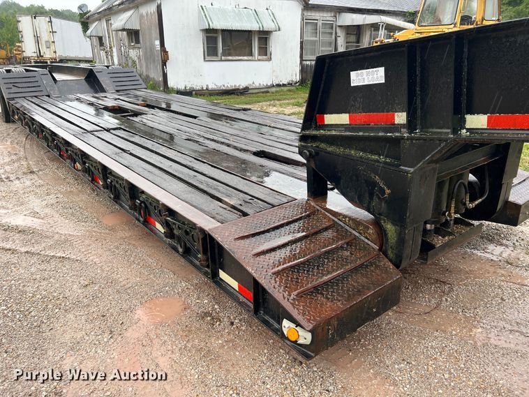 image for item JM9139 2006 Witzco Challenger RG-50  lowboy equipment trailer