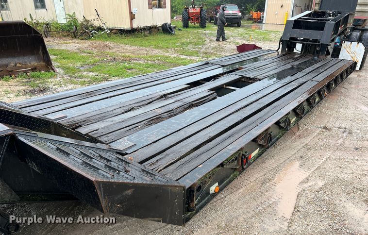 image for item JM9139 2006 Witzco Challenger RG-50  lowboy equipment trailer