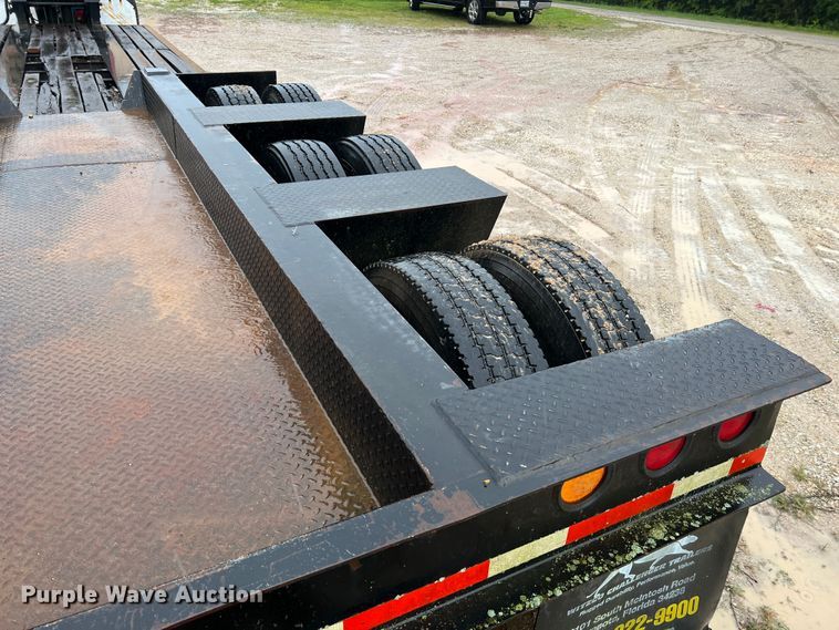 image for item JM9139 2006 Witzco Challenger RG-50  lowboy equipment trailer